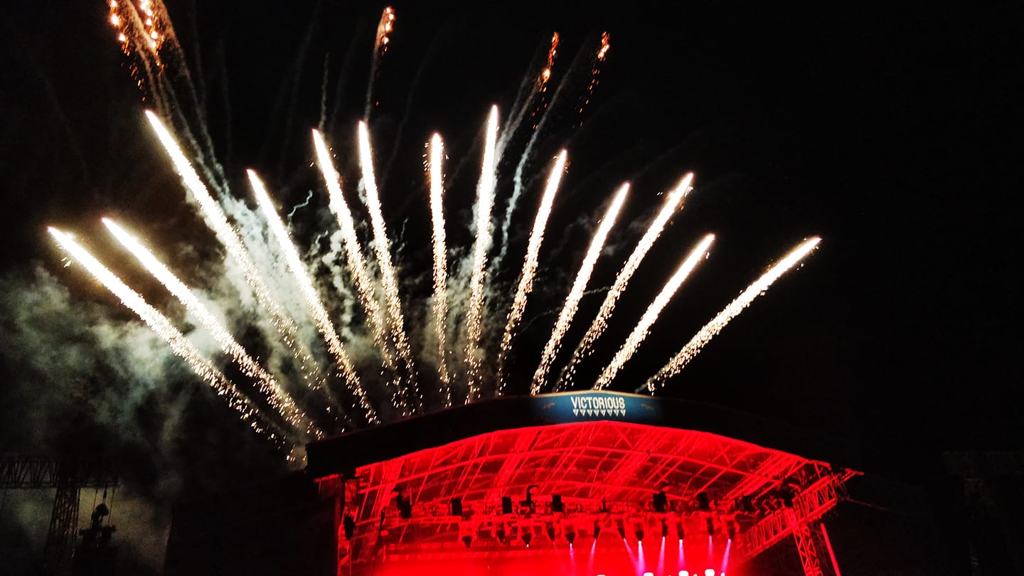 Fireworks over the Victorious Festival stage